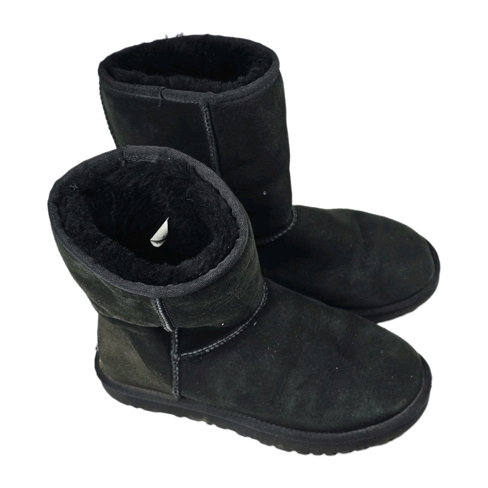 UGG Australia Modern Classic Short Boots Womens Sz 7 Black Sheepskin Suede 5825